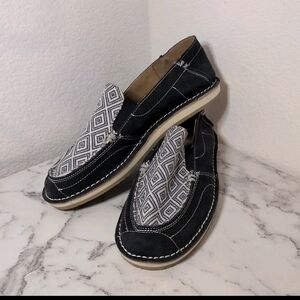 Rank 45 Women’s Size 9.5 Blue Leather Slip On Shoes